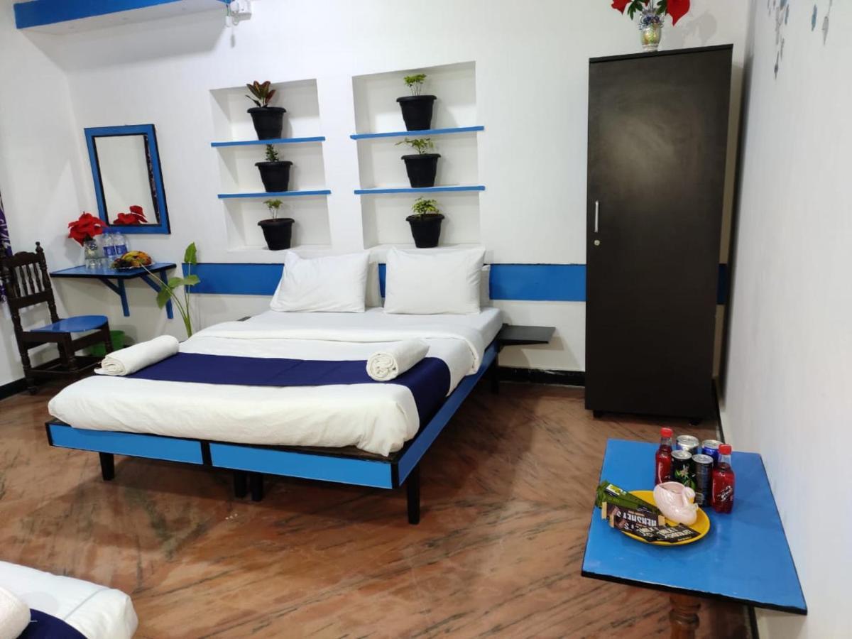 Hotel Adh Kf International