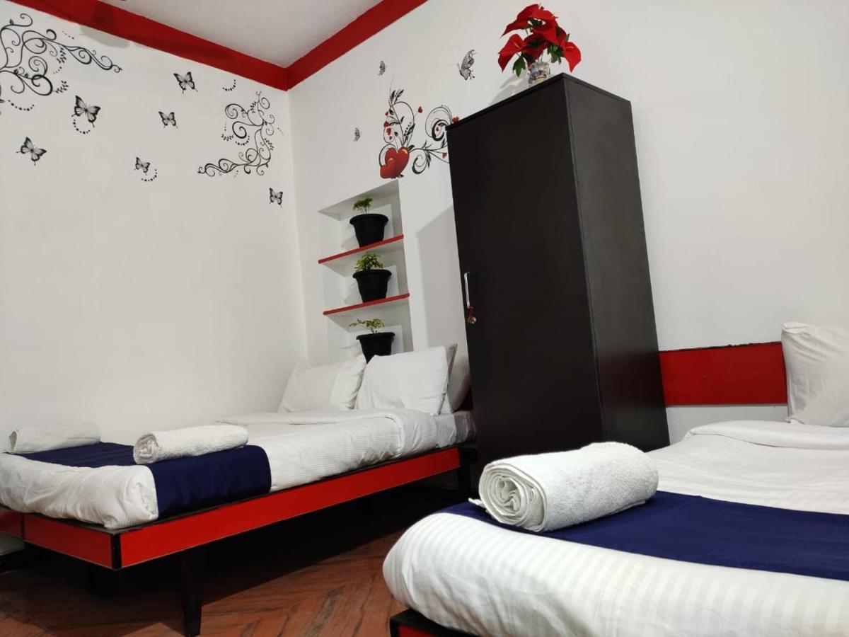 Hotel Adh Kf International 2*