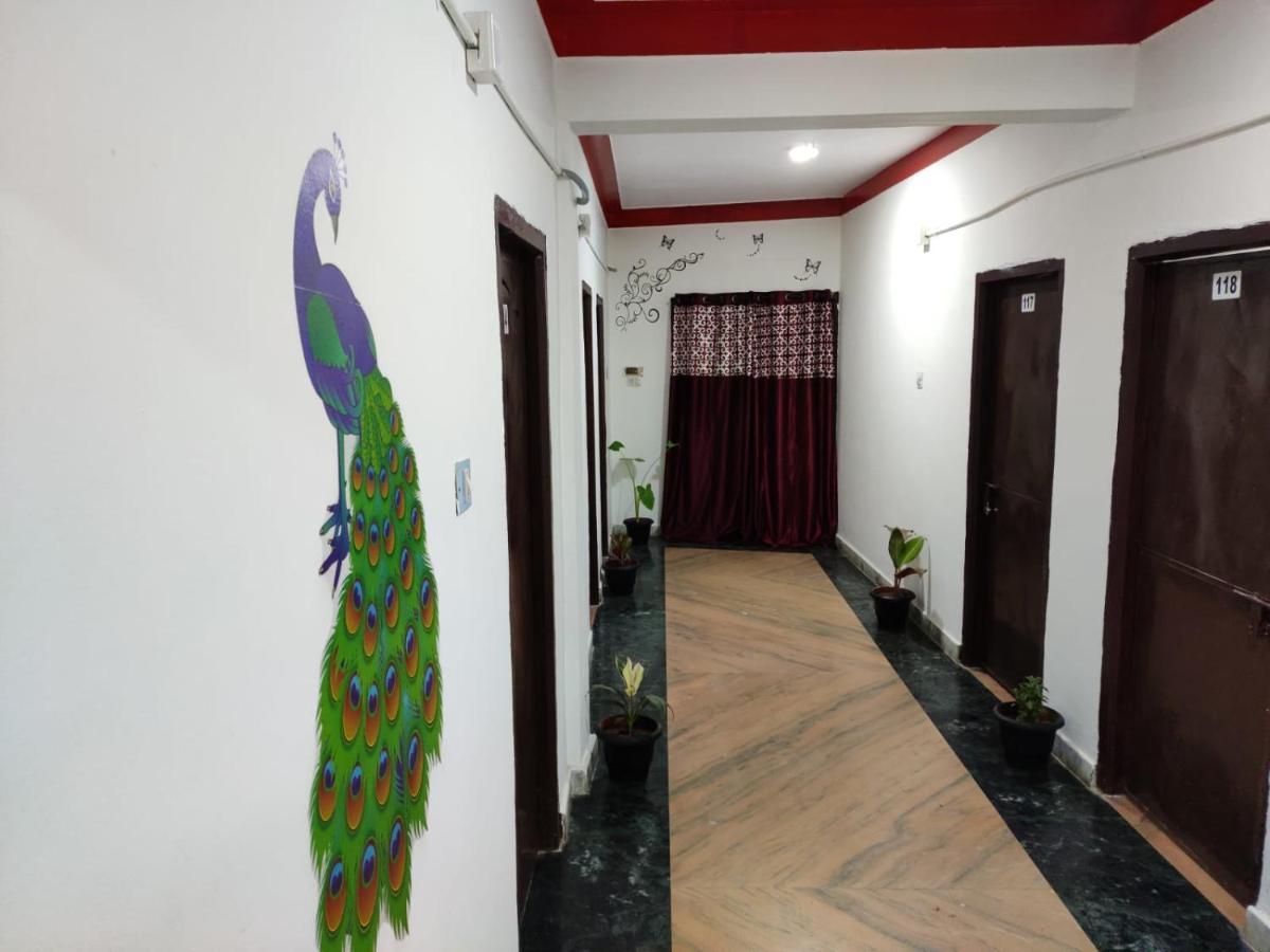 Hotel Adh Kf International