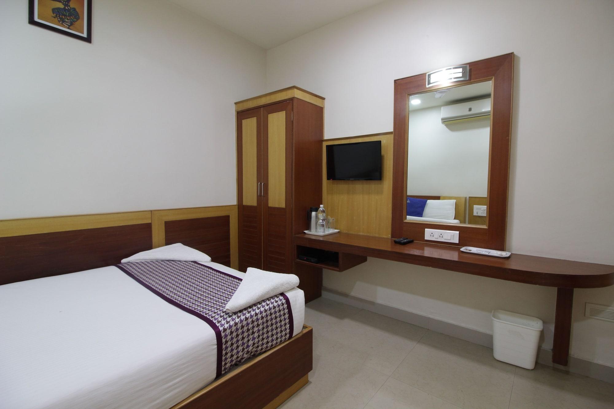 White Parrot 3* Mysore