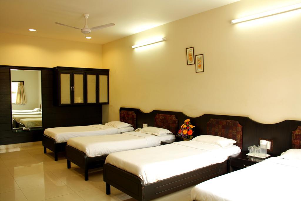 Suhashini Palace Bed & Breakfast