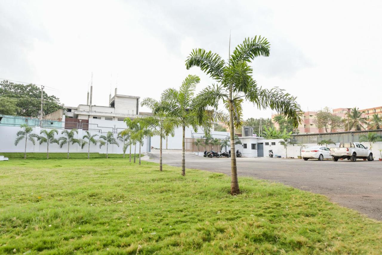 Hotel Shine Residency 3*