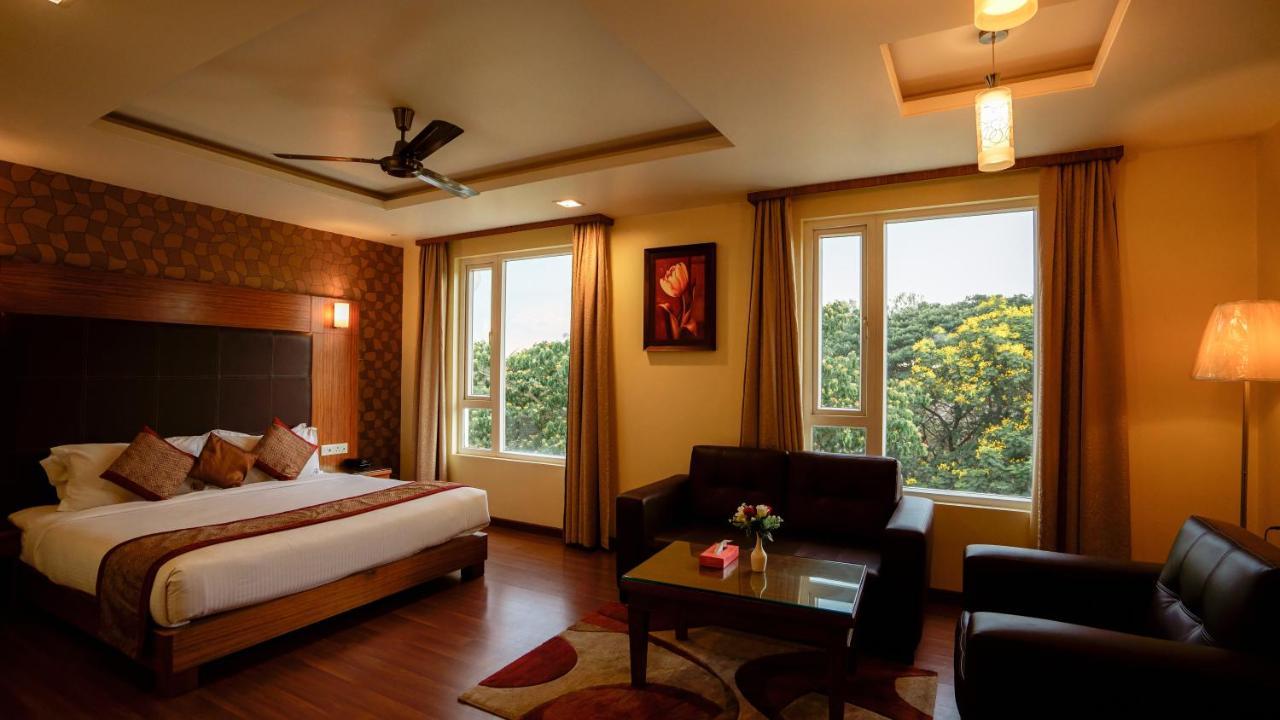 Hotel National Residency