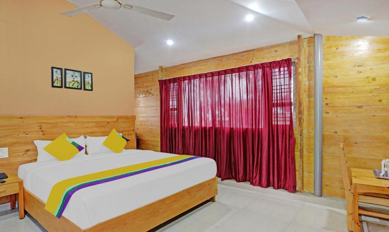 Itsy Kings L Den Hotel