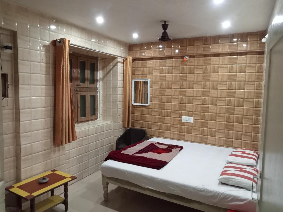 Hotel Deepak Residency Walkable Distance From Ksrtc Busstand