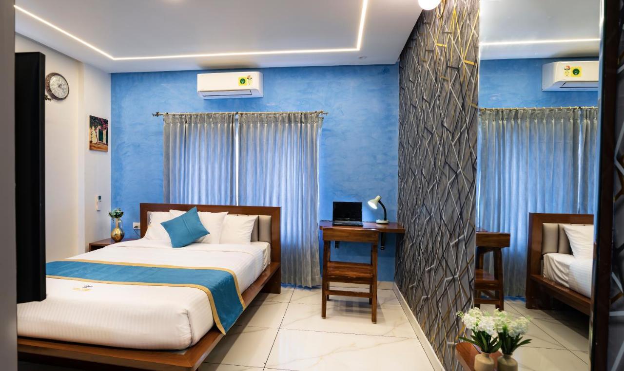 Royal Tusker Luxury Service Apartment