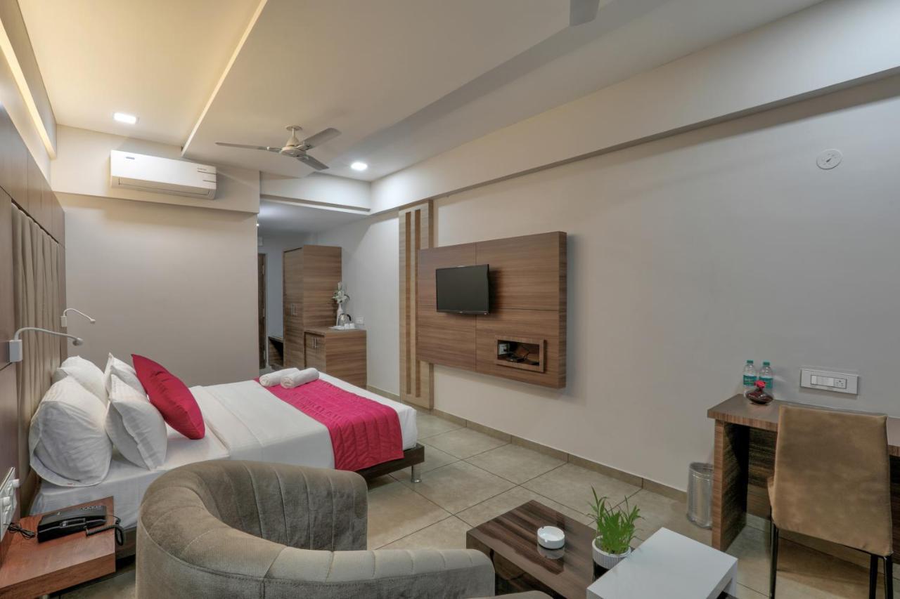 Lexus Hotel Mysore
