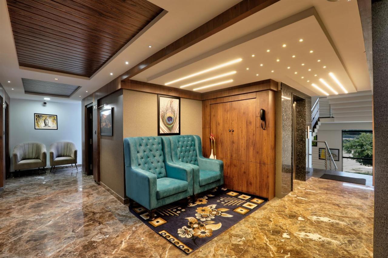 Lexus Hotel Mysore