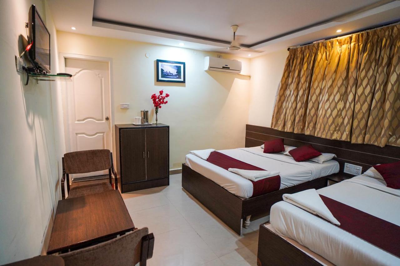 Prakaash Palace Hotel