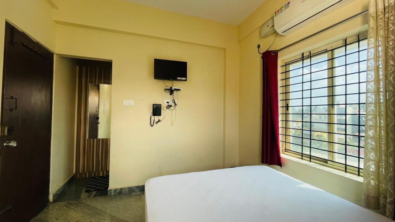 Hotel Crown Residency 3*