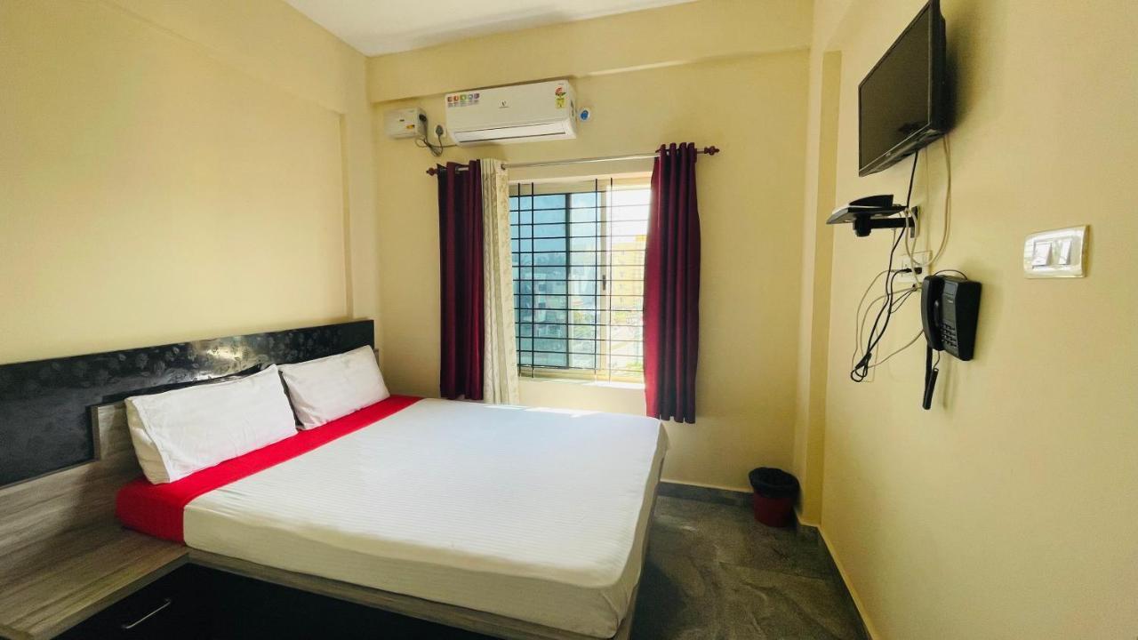Crown Residency Hotel