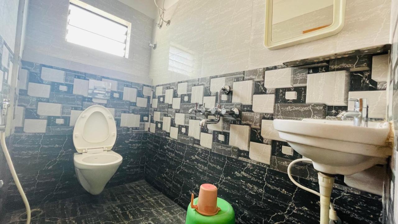 Crown Residency Hotel 3*