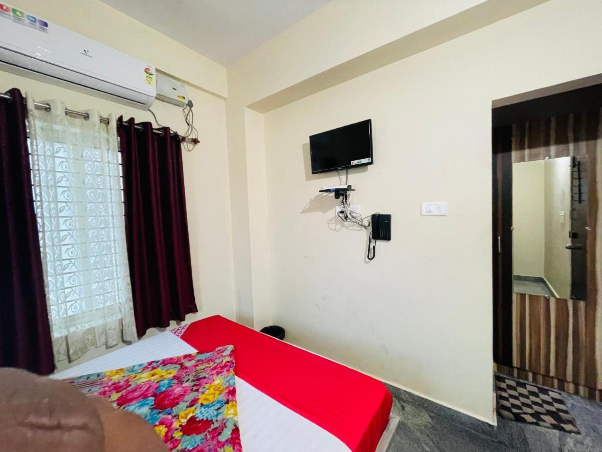 Hotel Crown Residency