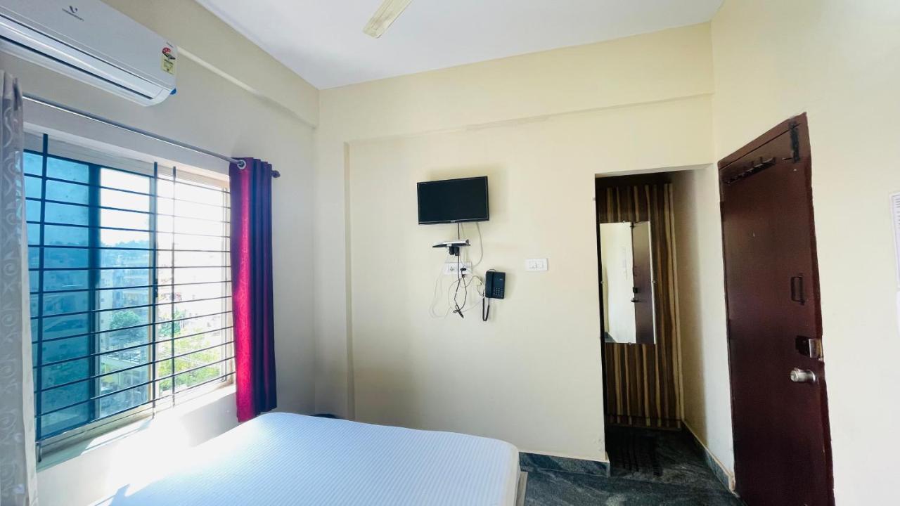 Crown Residency Hotel 3*