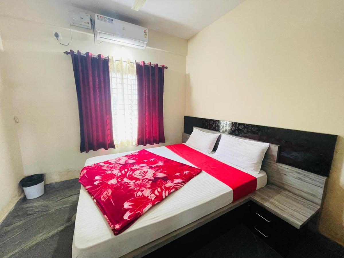 Hotel Crown Residency
