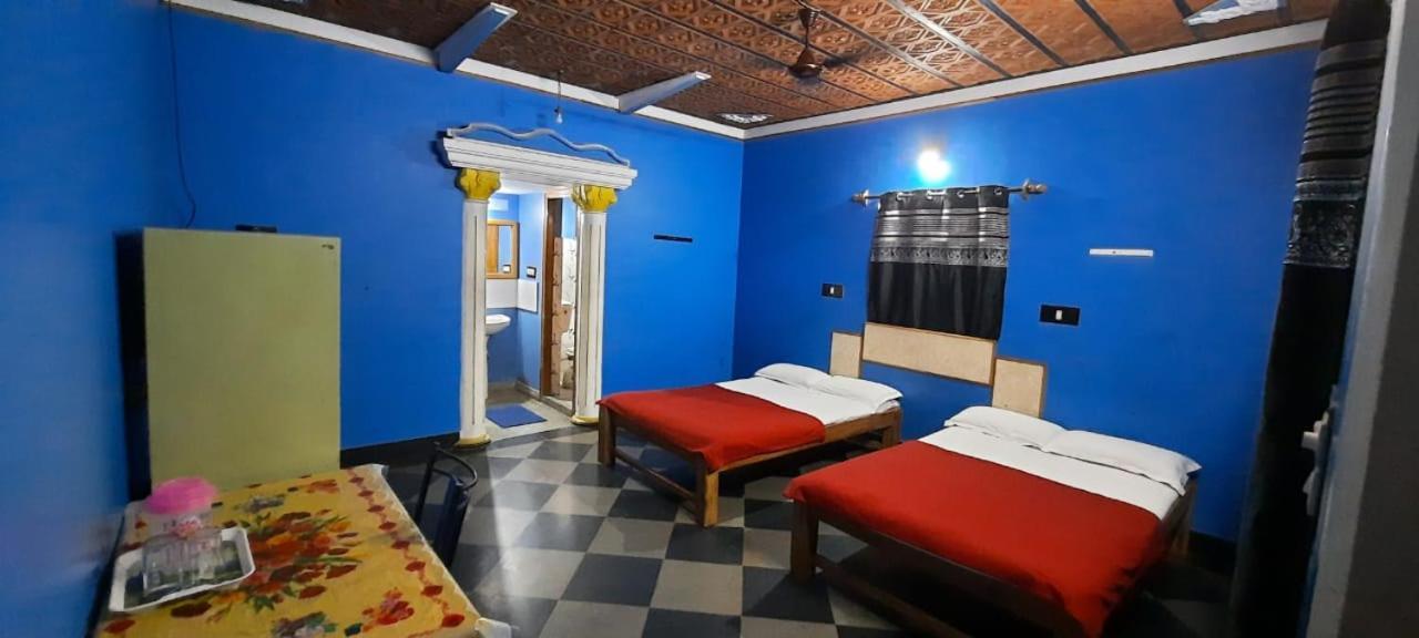 Kings - Sgh Hostel Mysore