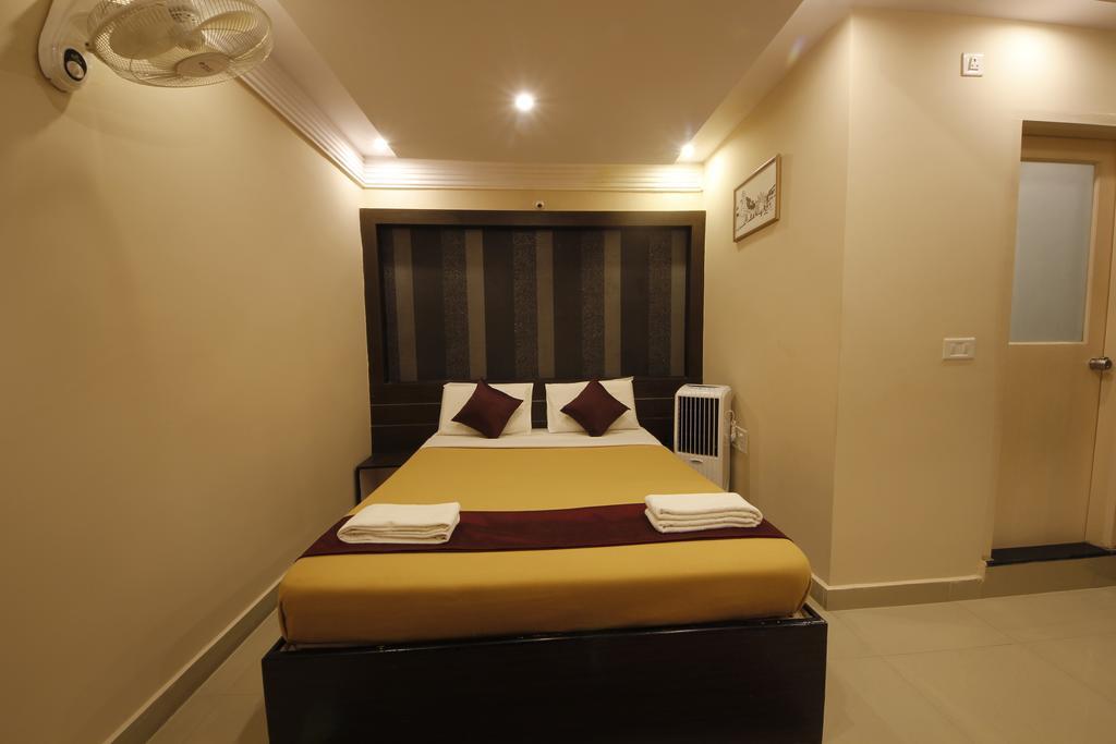 Prakaash Palace Hotel Mysore