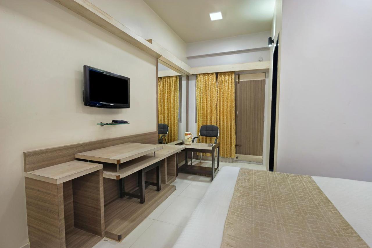 Mannars Deluxe Hotel Mysore