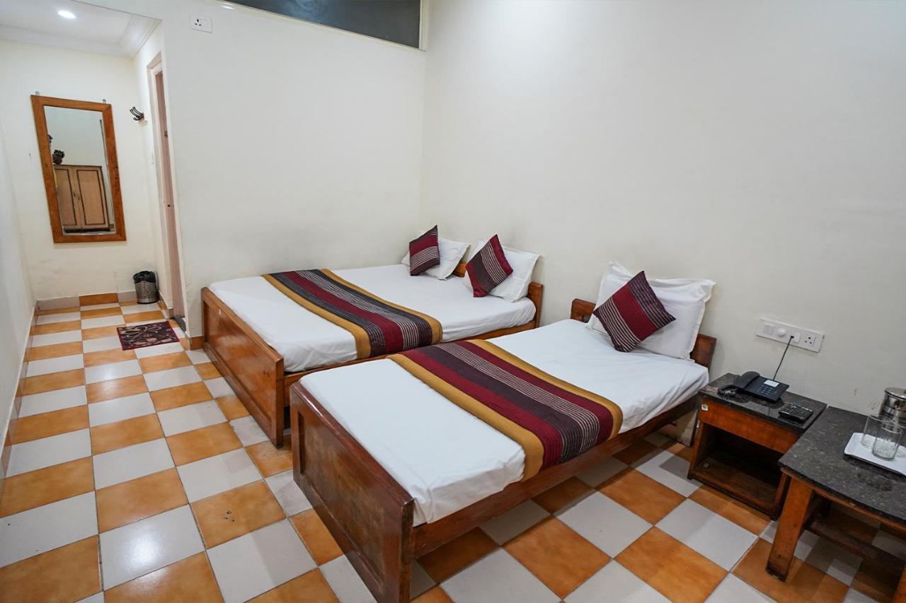 Hotel Prakaash Residency