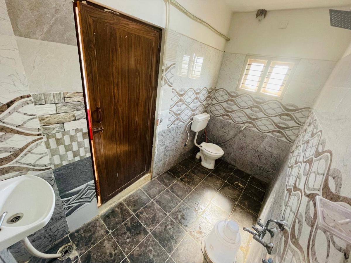 Hotel Eagle Heights 3*