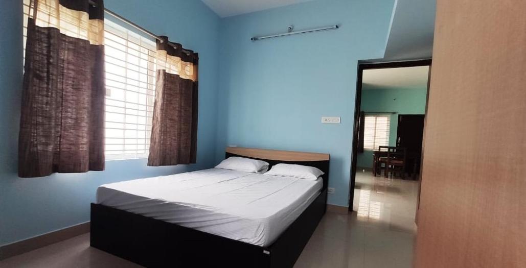 Apartment Eakansh Enclave *