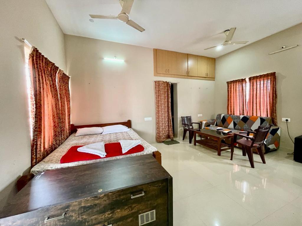 Apartment Eakansh Enclave *