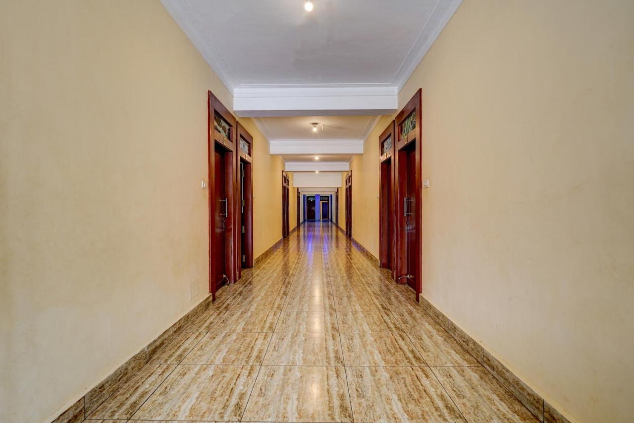 Oyo Flagship Kvc Hotel Mysore