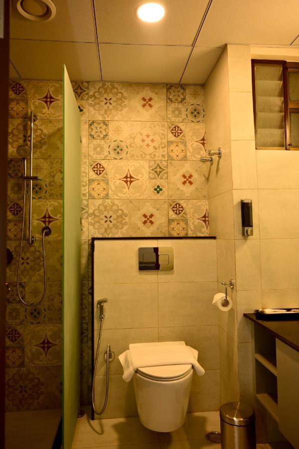 Hotel Clarks Express, Krs Road-mandya,