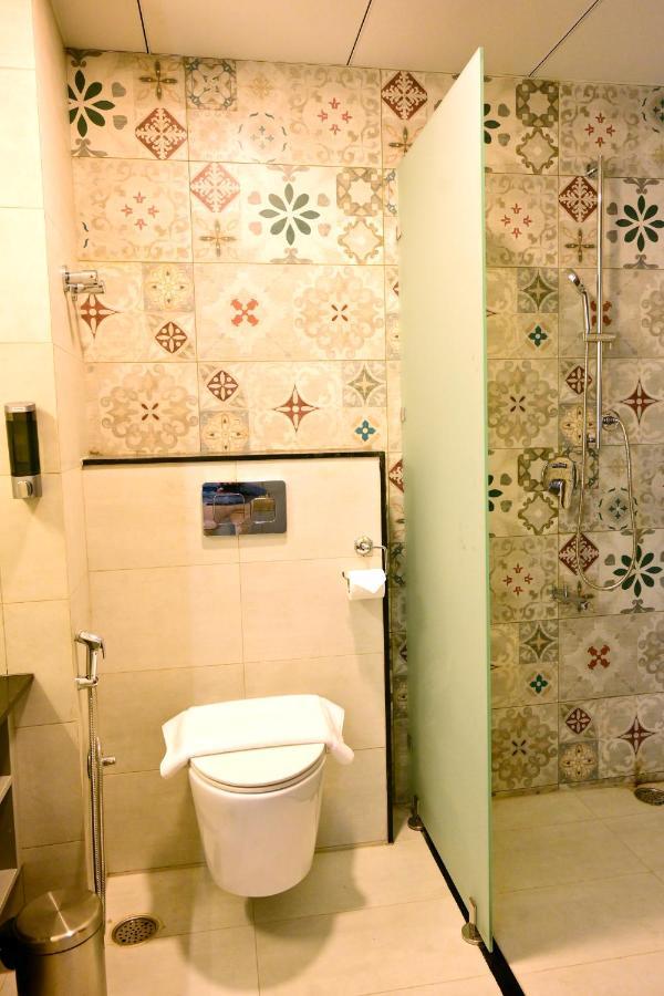 Clarks Express, Krs Road-mandya, Hotel