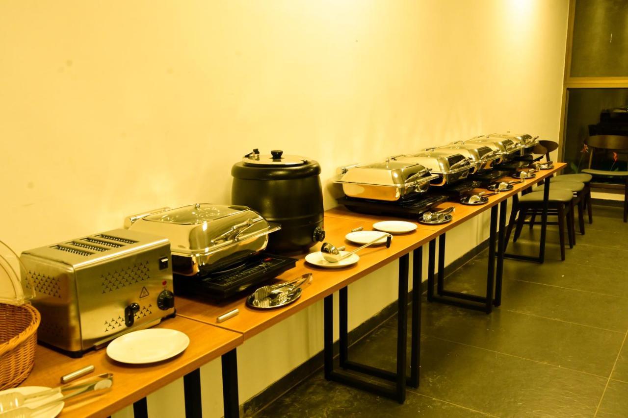 Clarks Express, Krs Road-mandya, Hotel