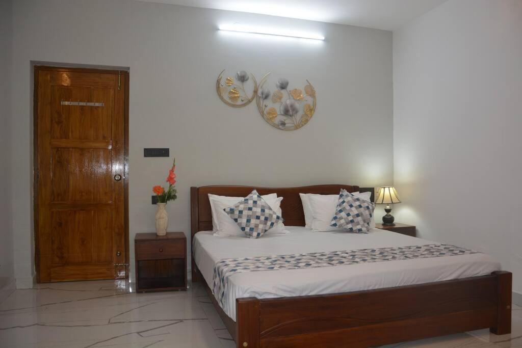 Earth - Luxurious 5 Bhk Ac At Villa Mysore