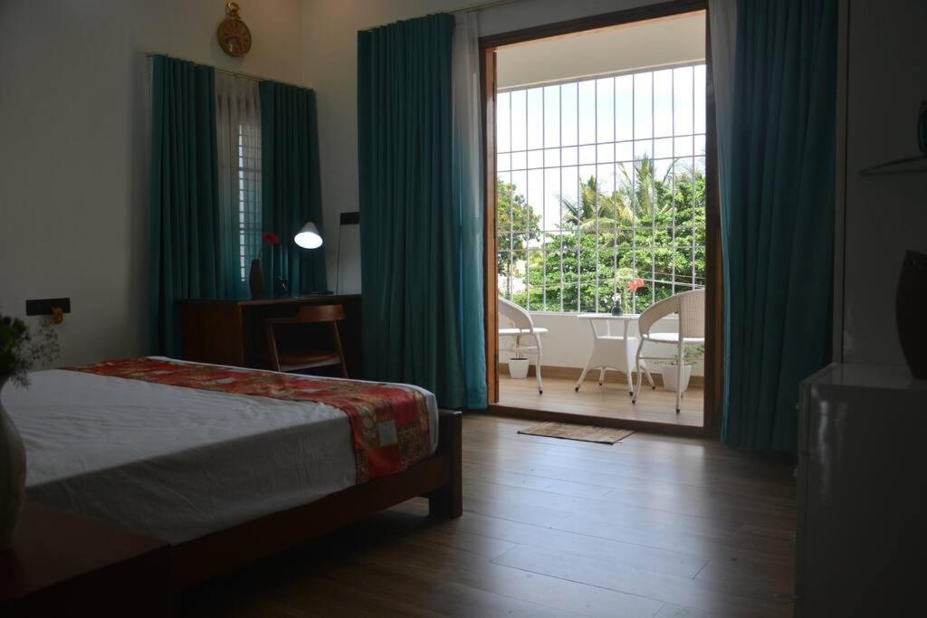 Earth - Luxurious 5 Bhk Ac At * Mysore