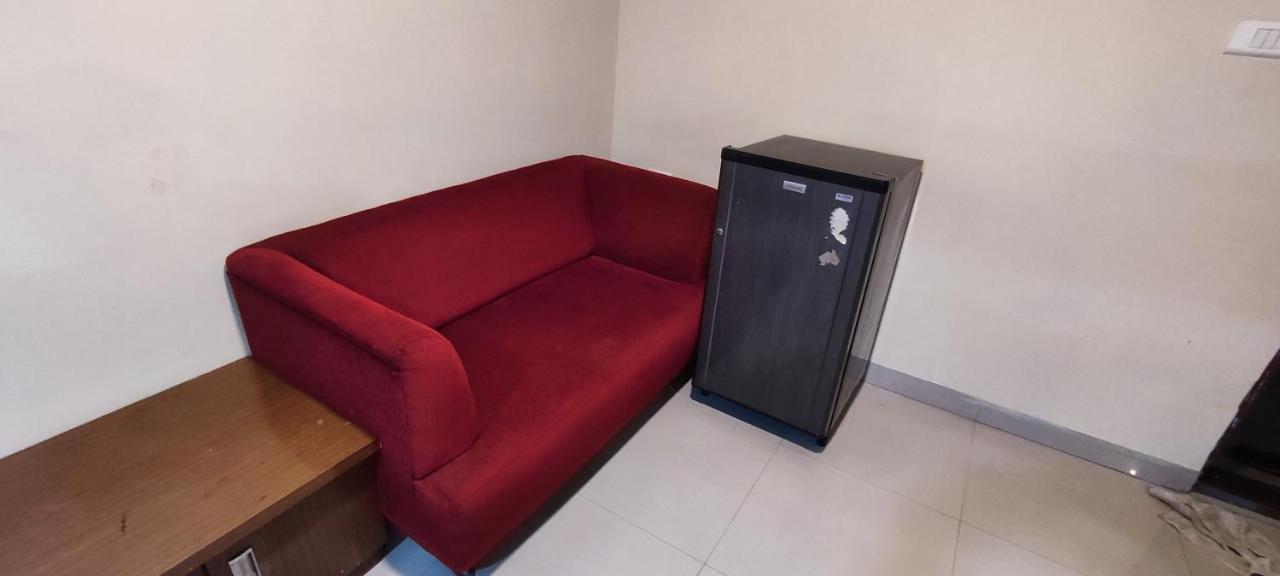 Happy Vibes Flats - Service * Mysore