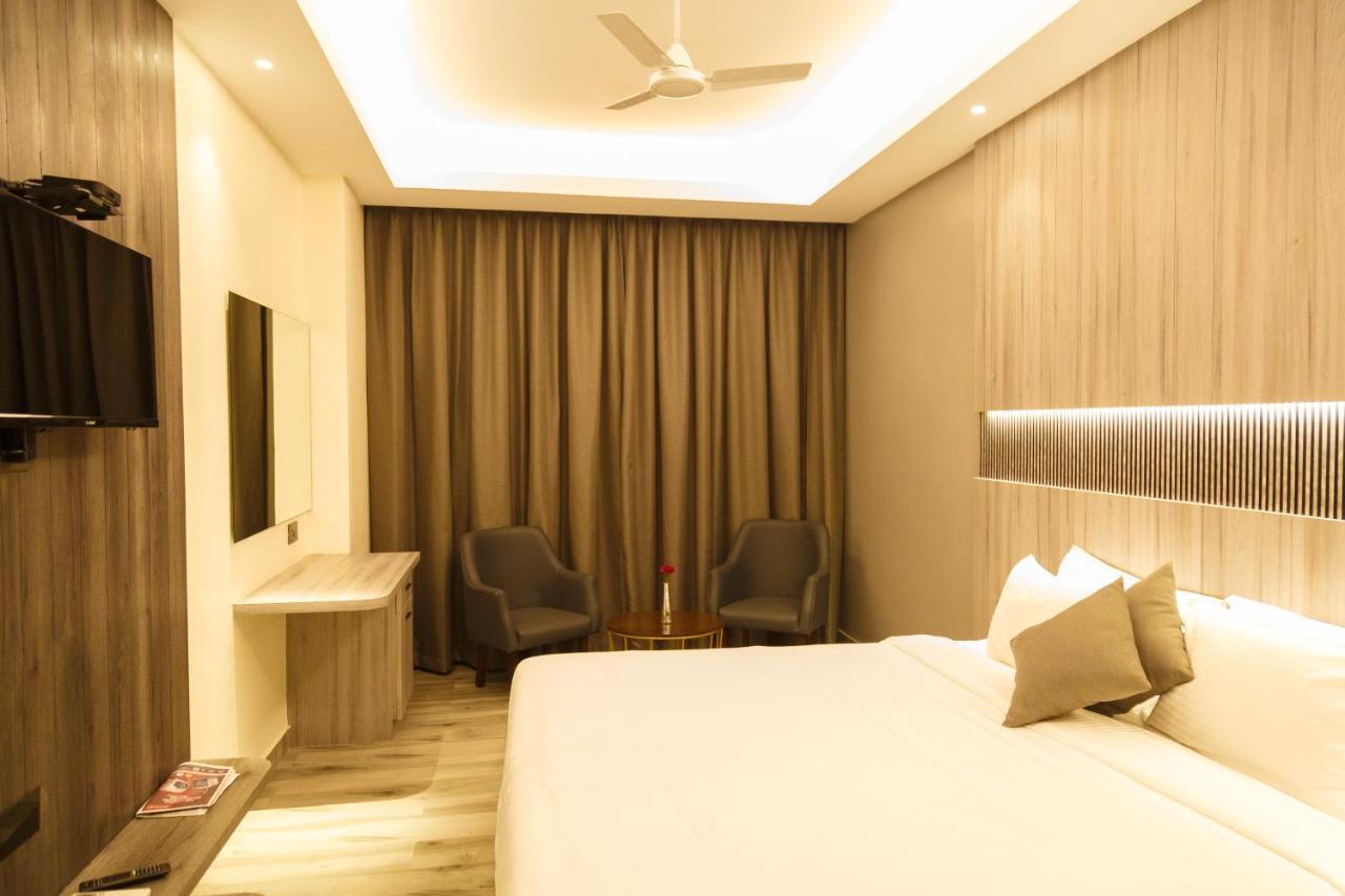 Hotel Galore Mysore