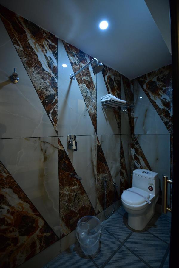 Surya Hotel 5*