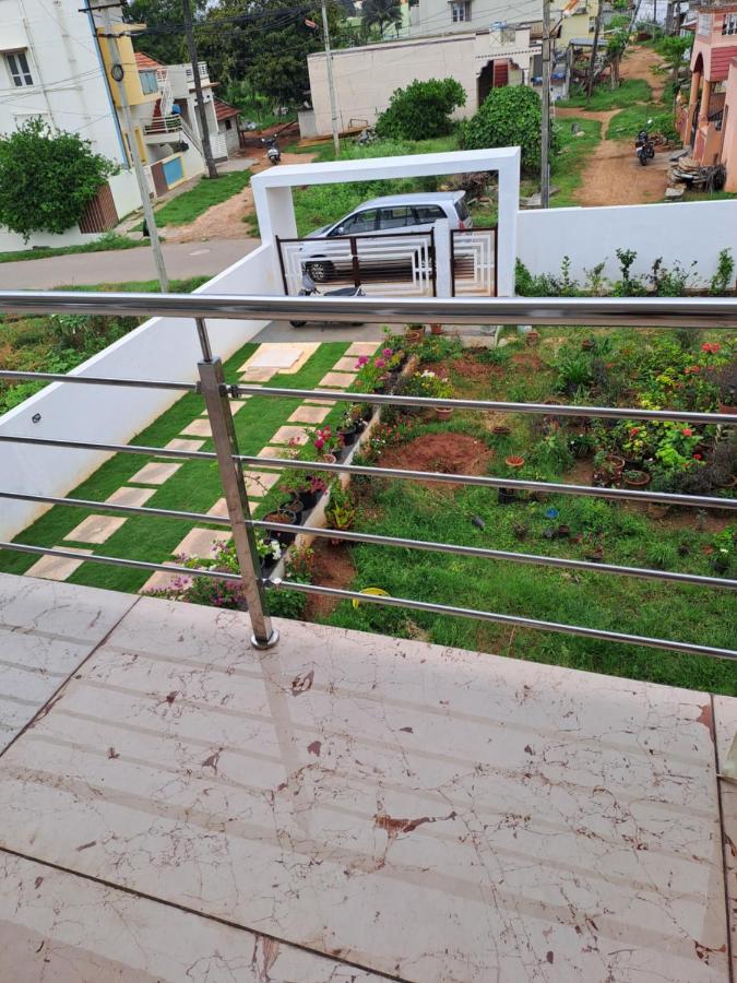 Kolluri Nivasa Luxury Ac Ff Garden Villa *