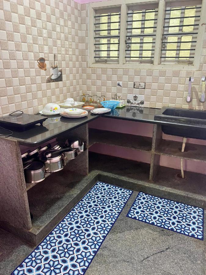 Apartment Lovely Private Queen Bed In Shared 2 Bhk *