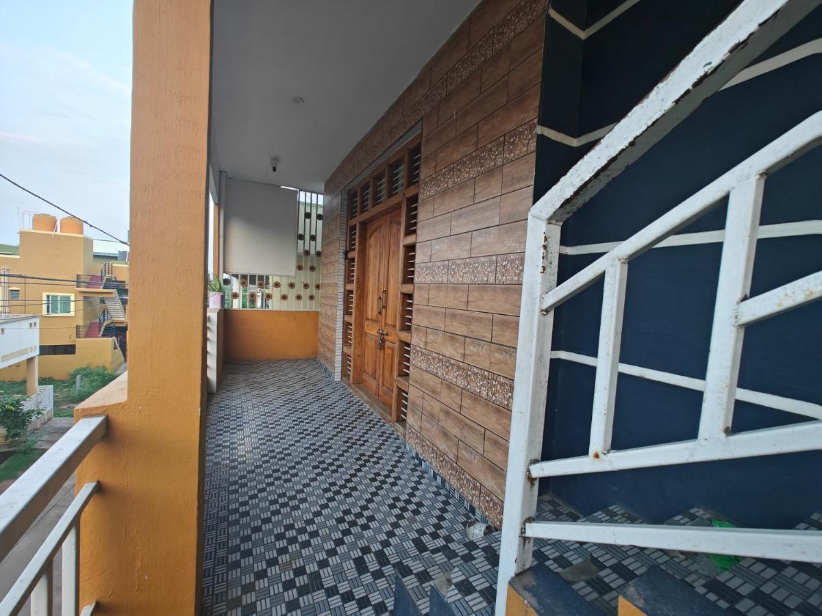 Holiday home 2bhk *