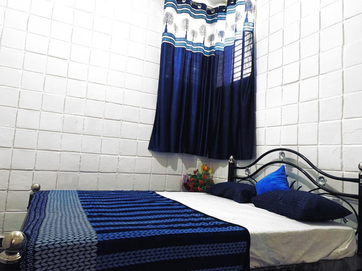 Mannat Ts - Premium