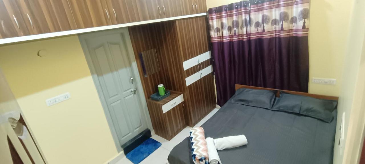 Adh Amilia Residency Hotel 2*