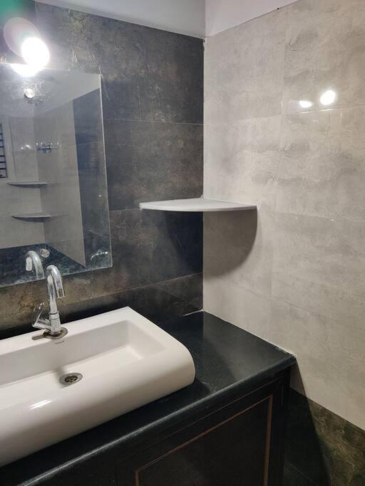 Villa 2 Bhk Ac Flat Call- 8o882-37972 *