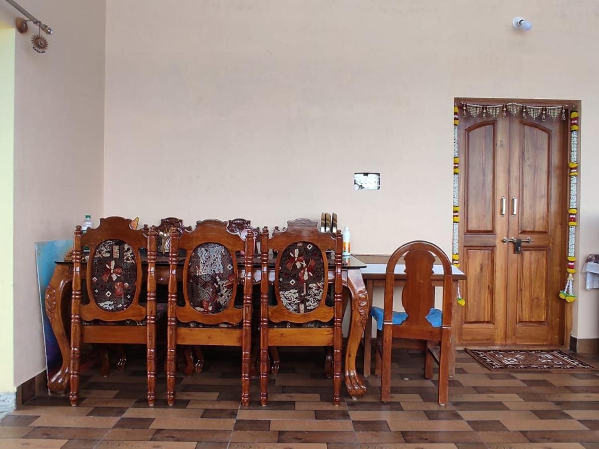 Apartment Vrindavan *
