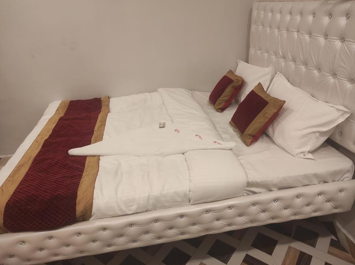 Hotel Eagle 1