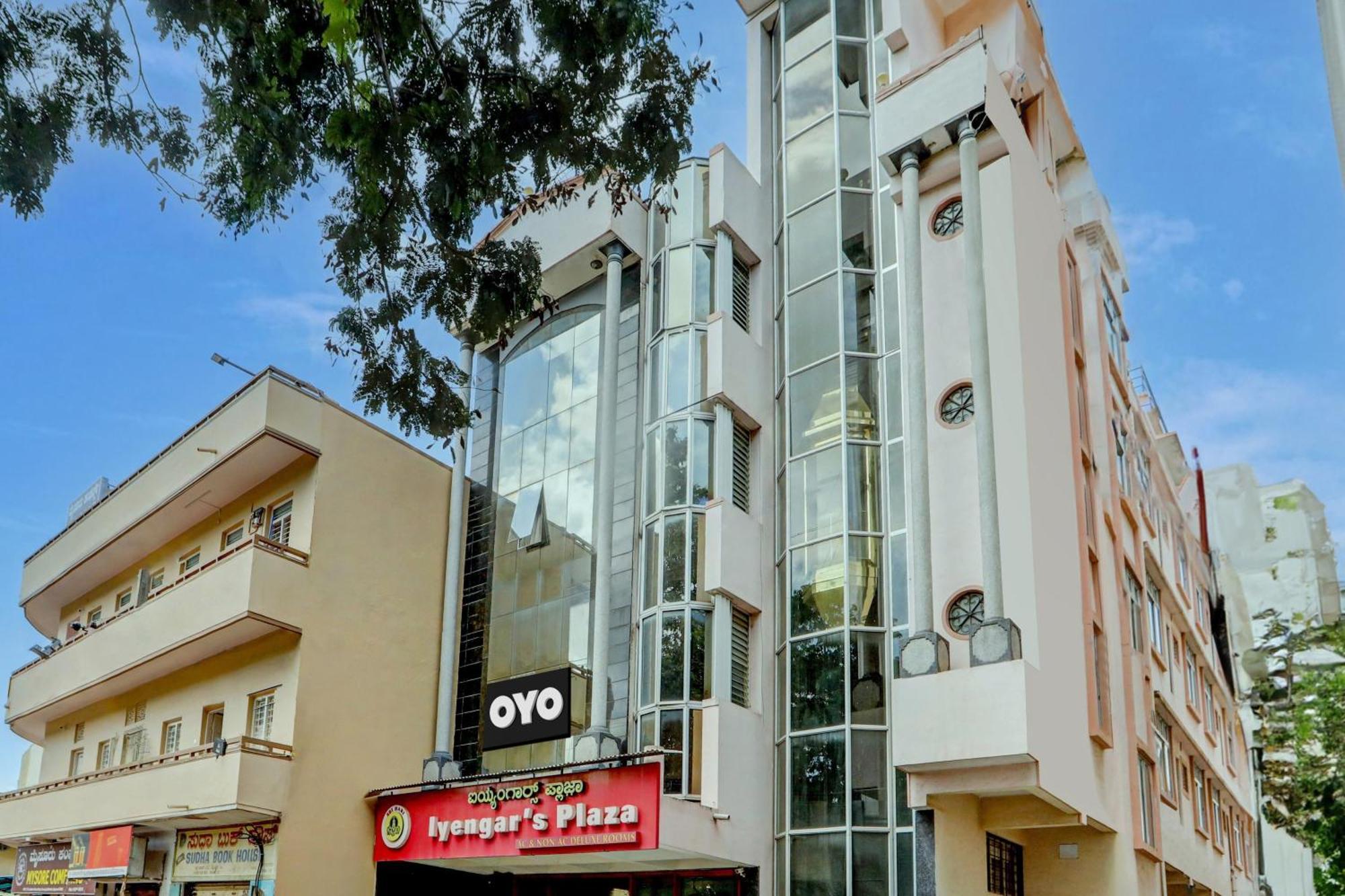 Hotel Spot On Iyengars Plaza