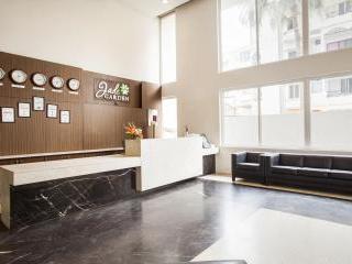 Jade Garden Hotel 3*