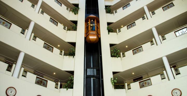 Hotel Sandesh The