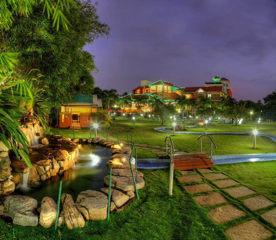 Le Ruchi The Hotel 4*