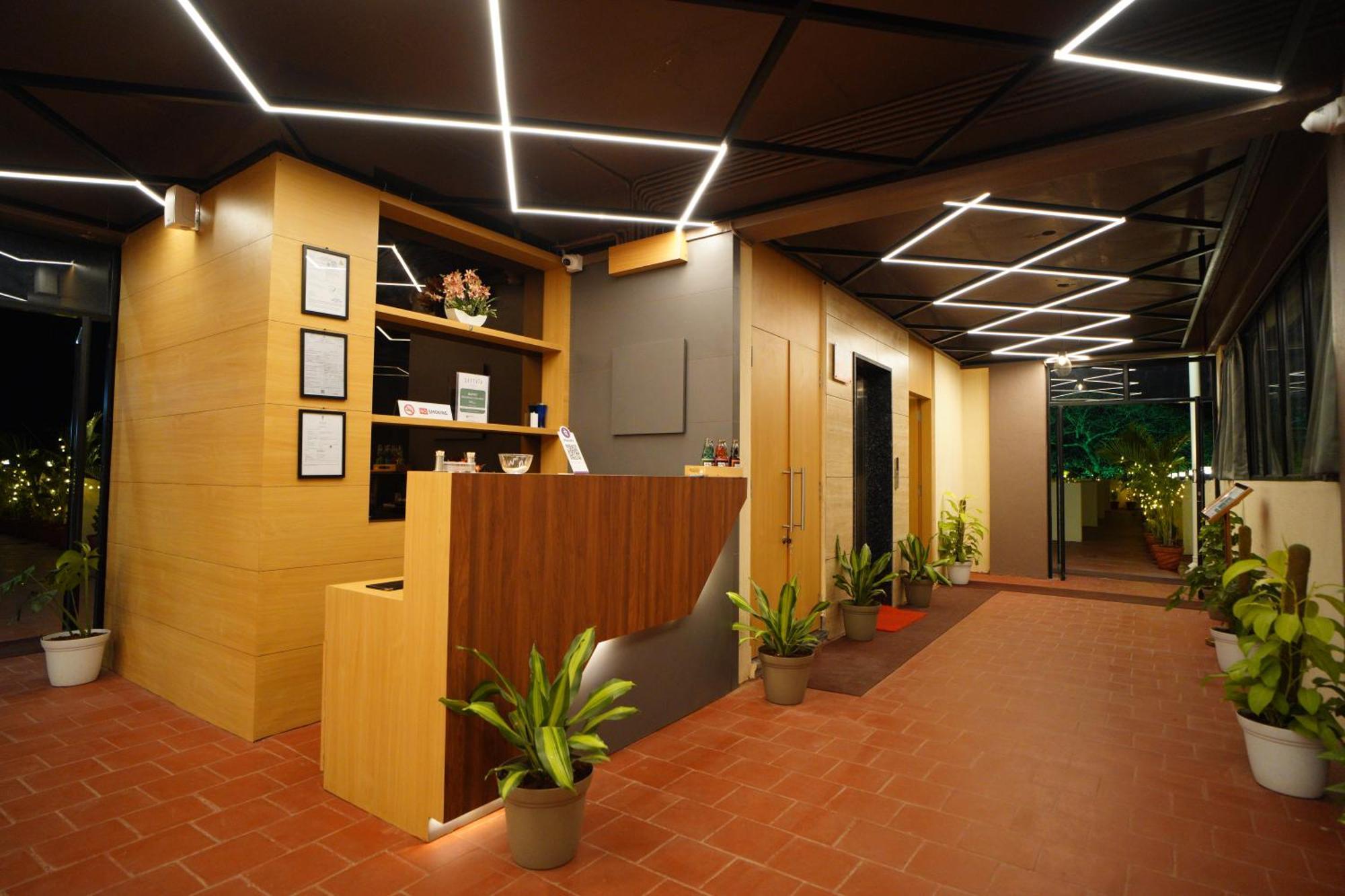 Emerald Urban Comforts Hotel Mysore
