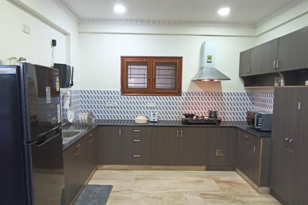 Apartment 4bhk Luxury At Vv Mohalla/mysore By Revkeys