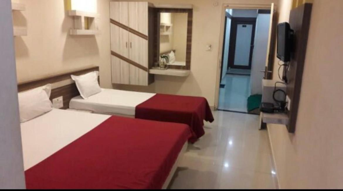 Hotel Royal Garden *